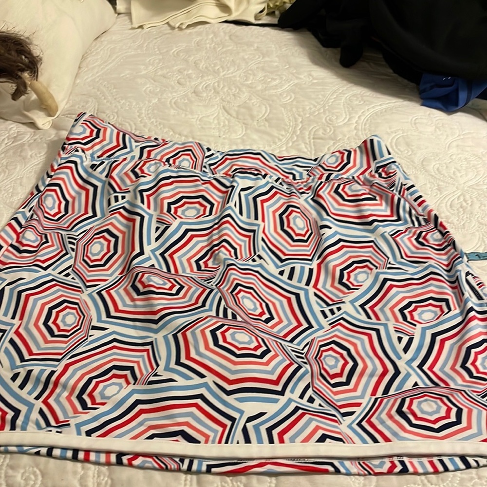 Crown and ivy skort L